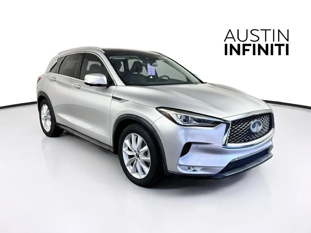 Certified Used 2019 Silver INFINITI ESSENTIAL image 1