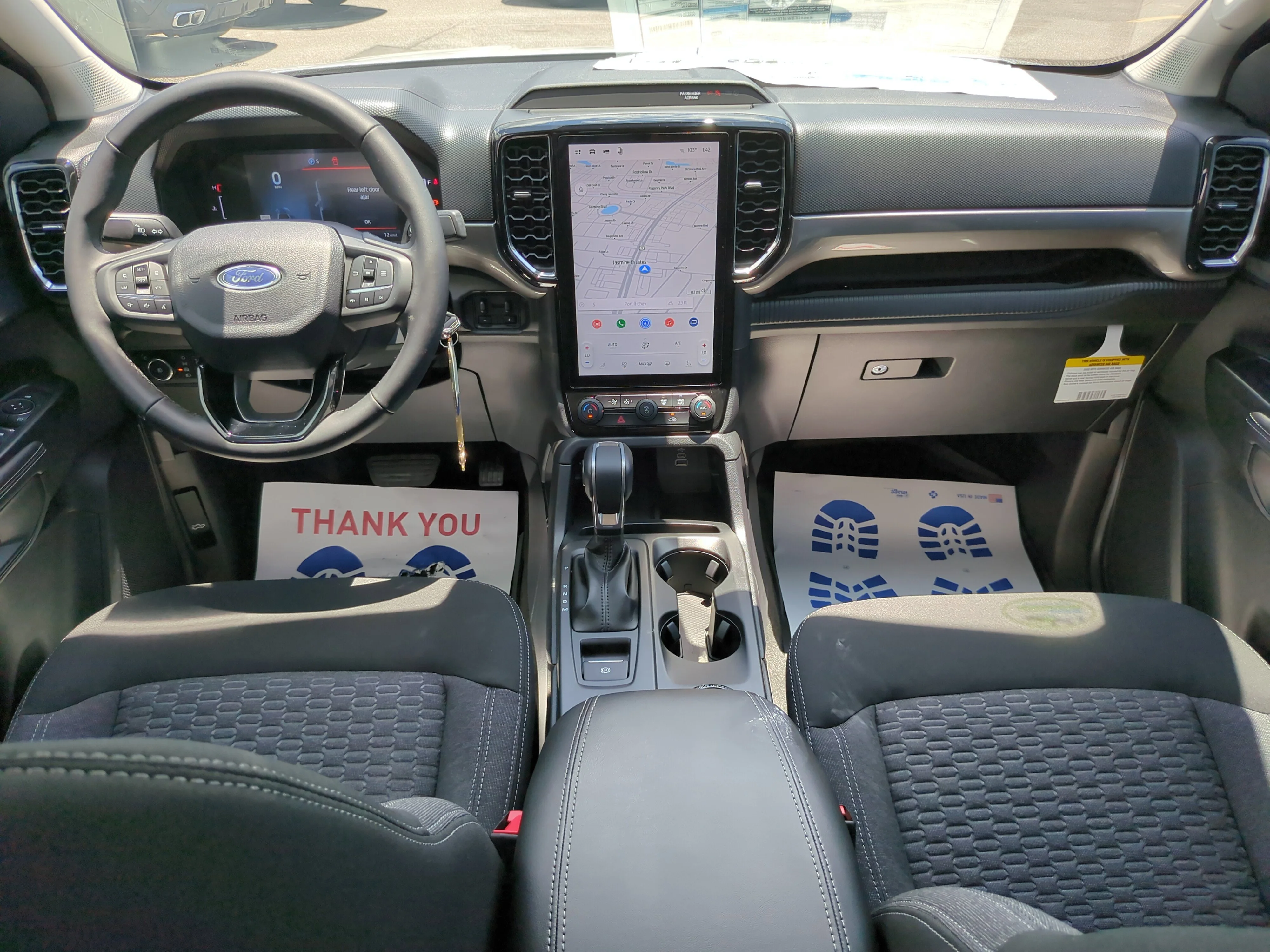 New 2026 Oxford White Ford XLT image 12