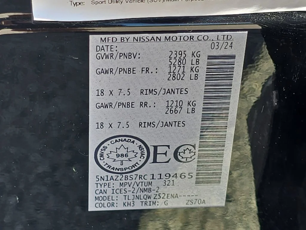 Used 2024  Nissan SV image 35