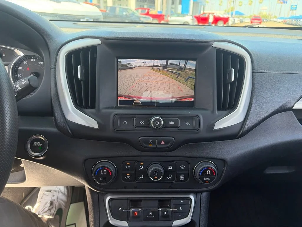 Used 2024 Volcanic Red Tintcoat GMC SLE image 12