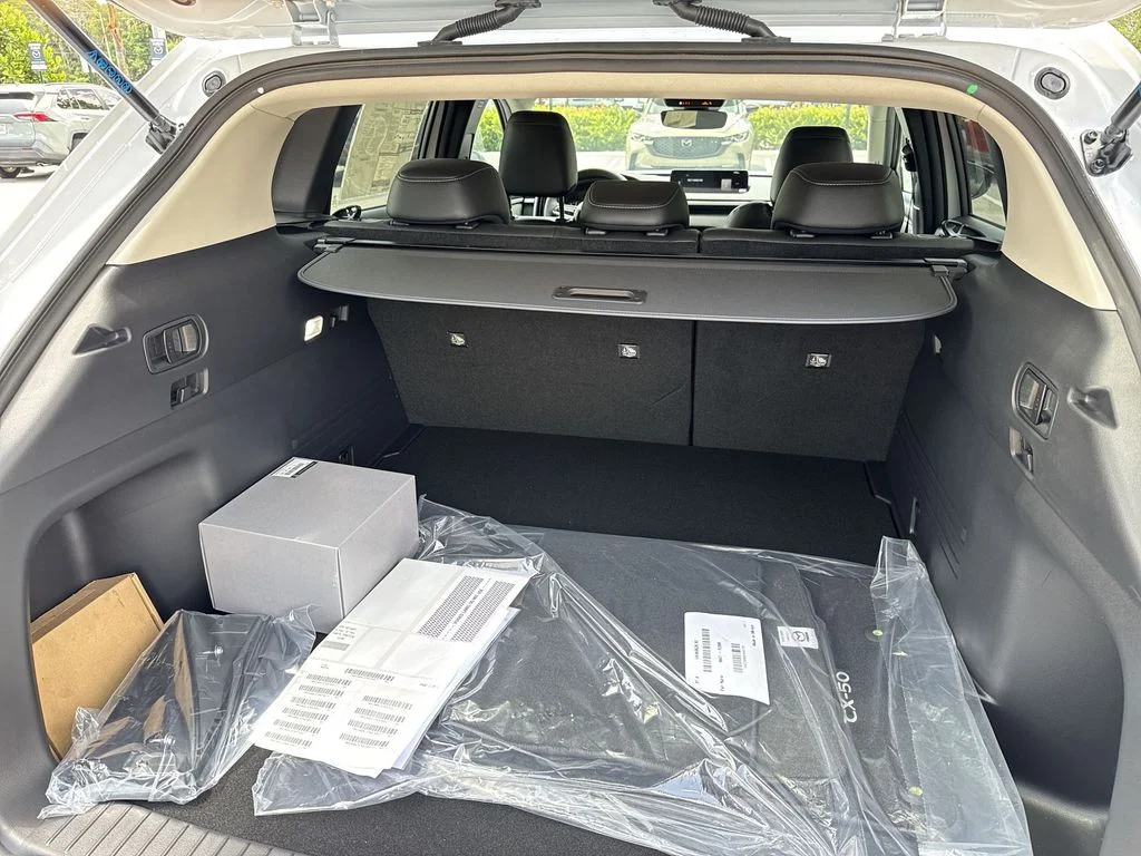 New 2026 Wind Chill Pearl Mazda 2.5 S Select AWD image 57