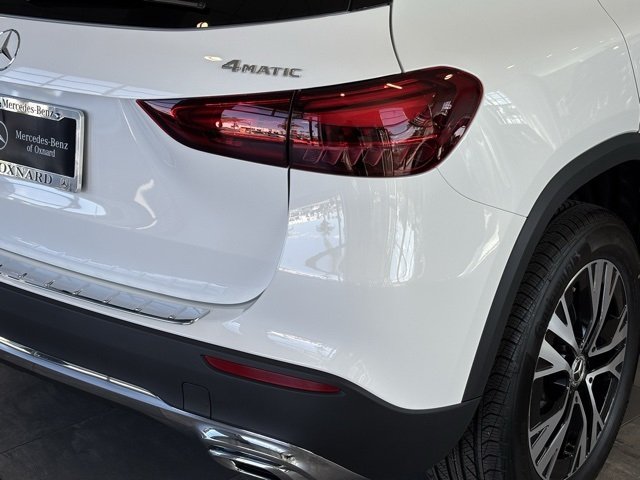 2026 Mercedes Benz GLA 250 4MATIC photo 4