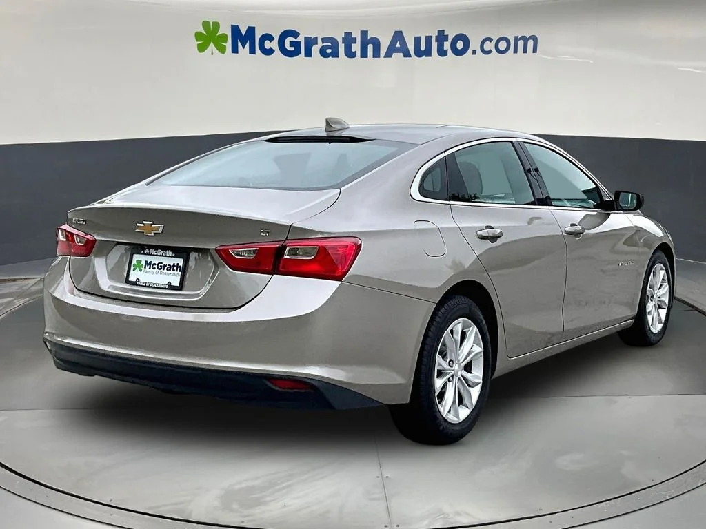 Used 2023 Gray Chevrolet LT image 8