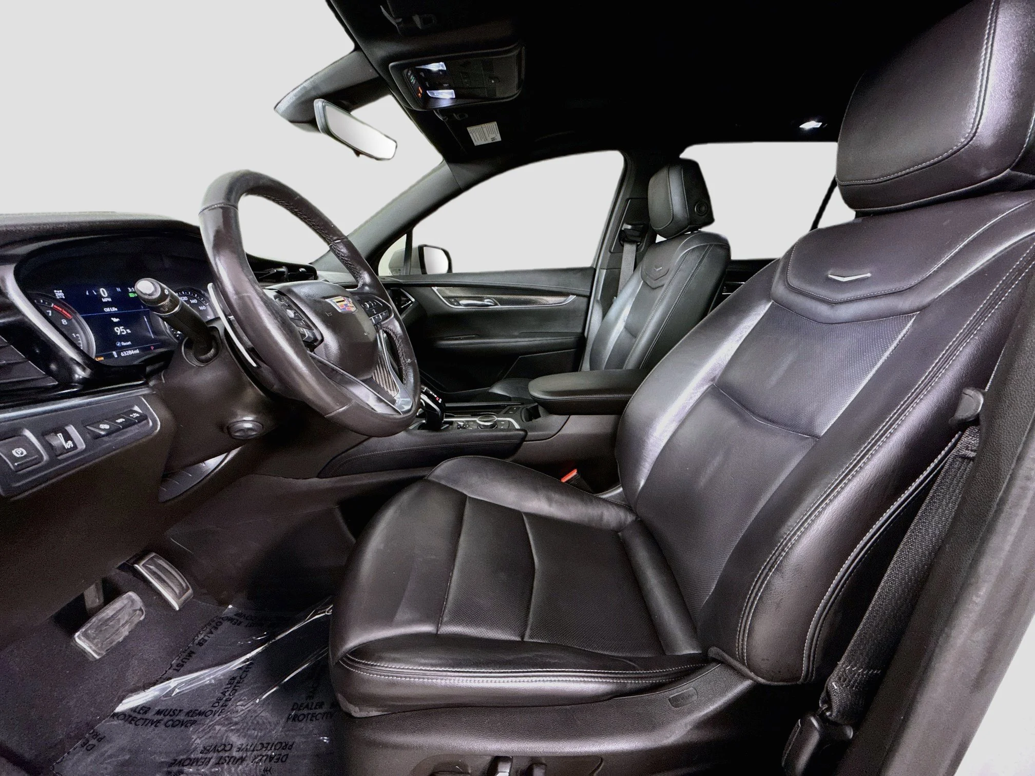 Used 2022 CRYSTAL WHITE TRICOAT Cadillac Sport image 23