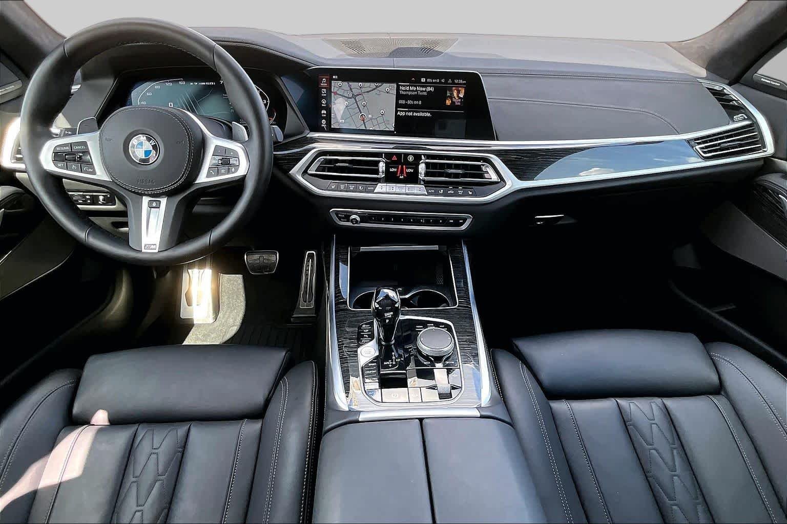 Used 2022 Alpine White BMW M50i image 14