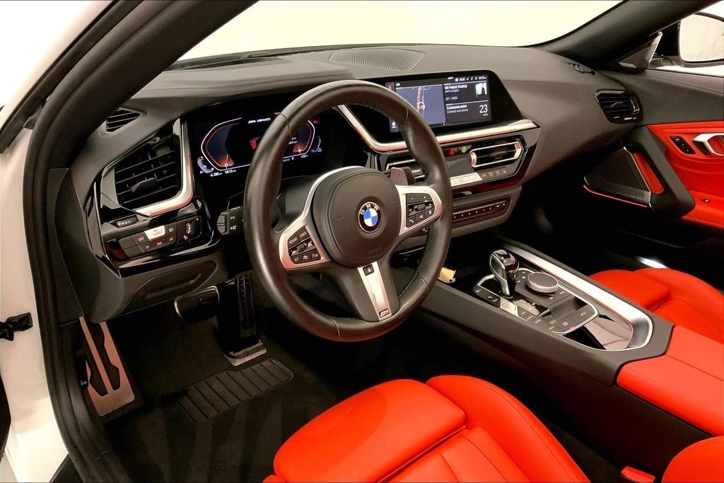 Certified Used 2023 Alpine White BMW  image 19