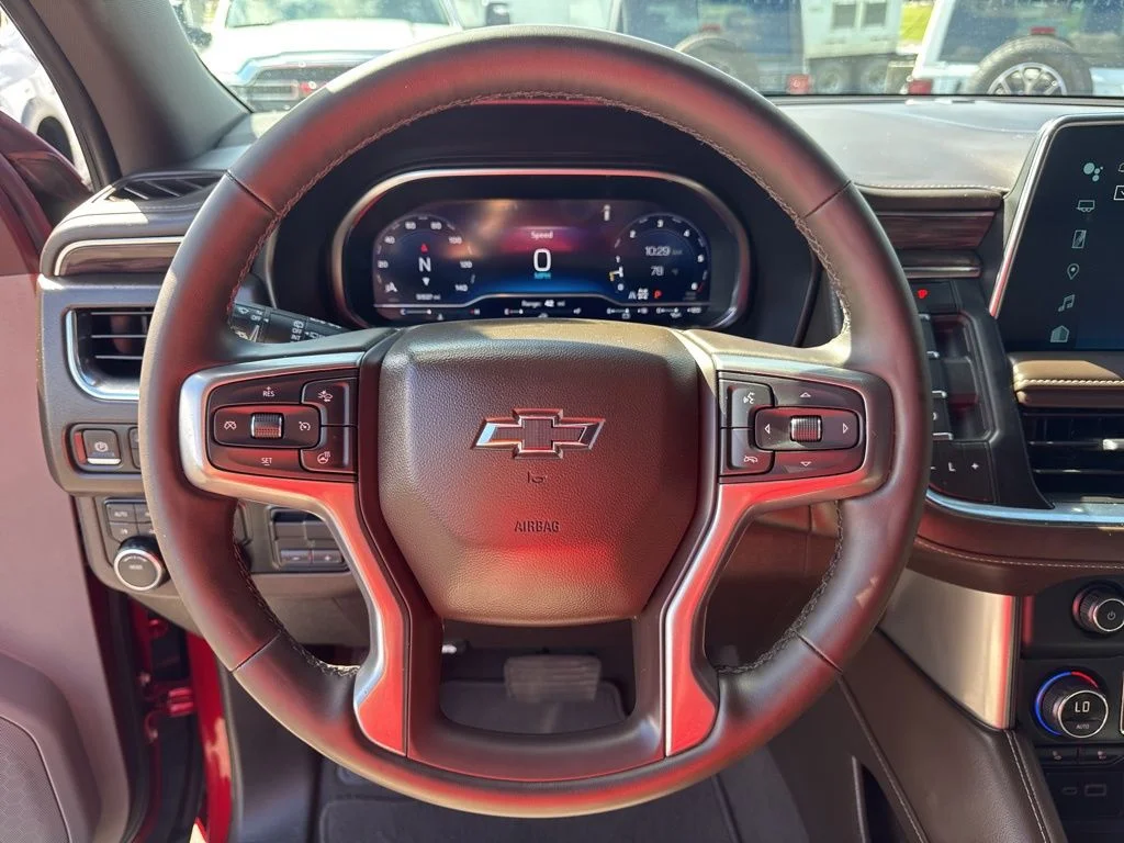 Used 2023 Red Chevrolet Z71 image 60