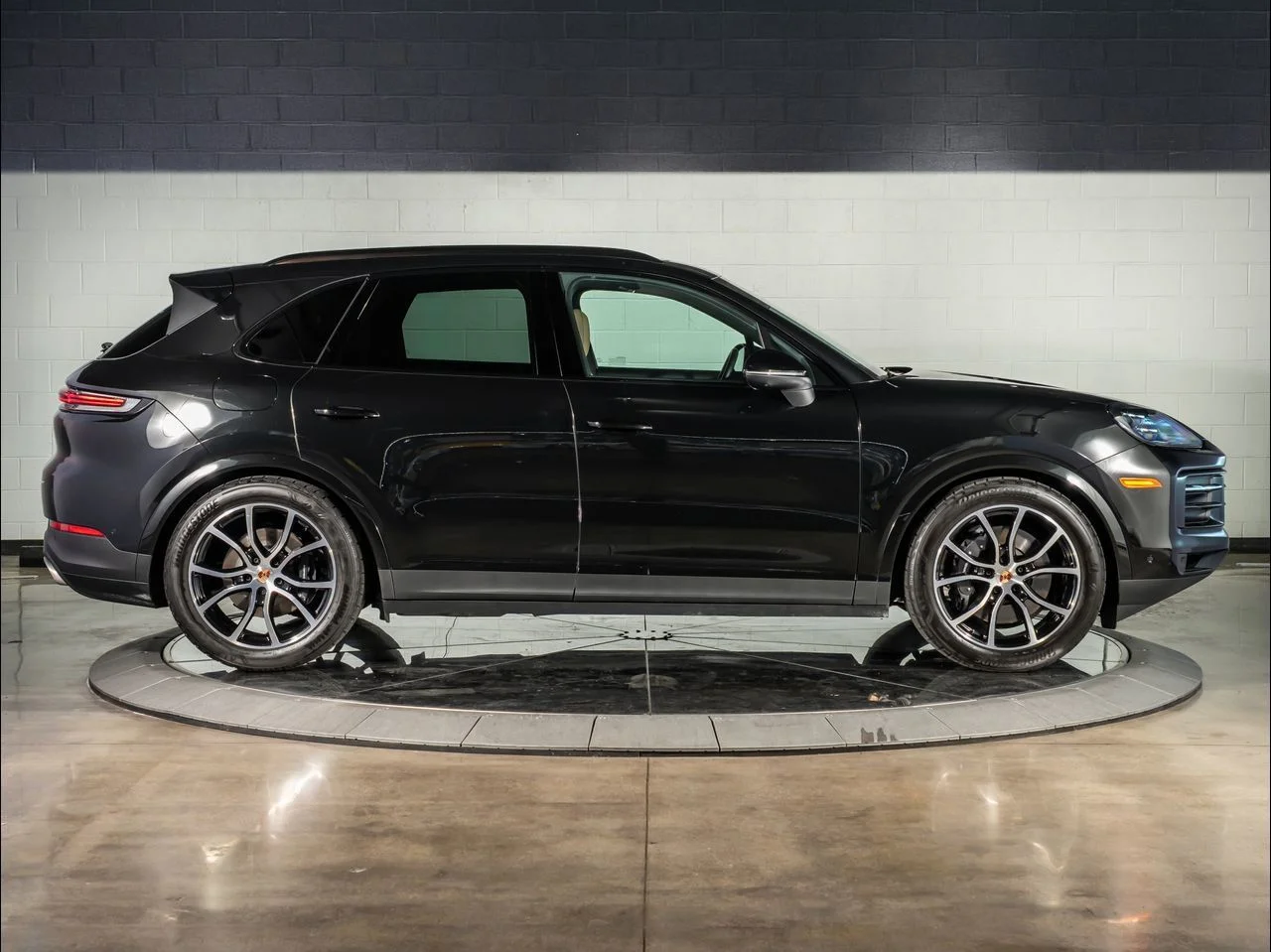 Used 2025 Black Porsche  image 8