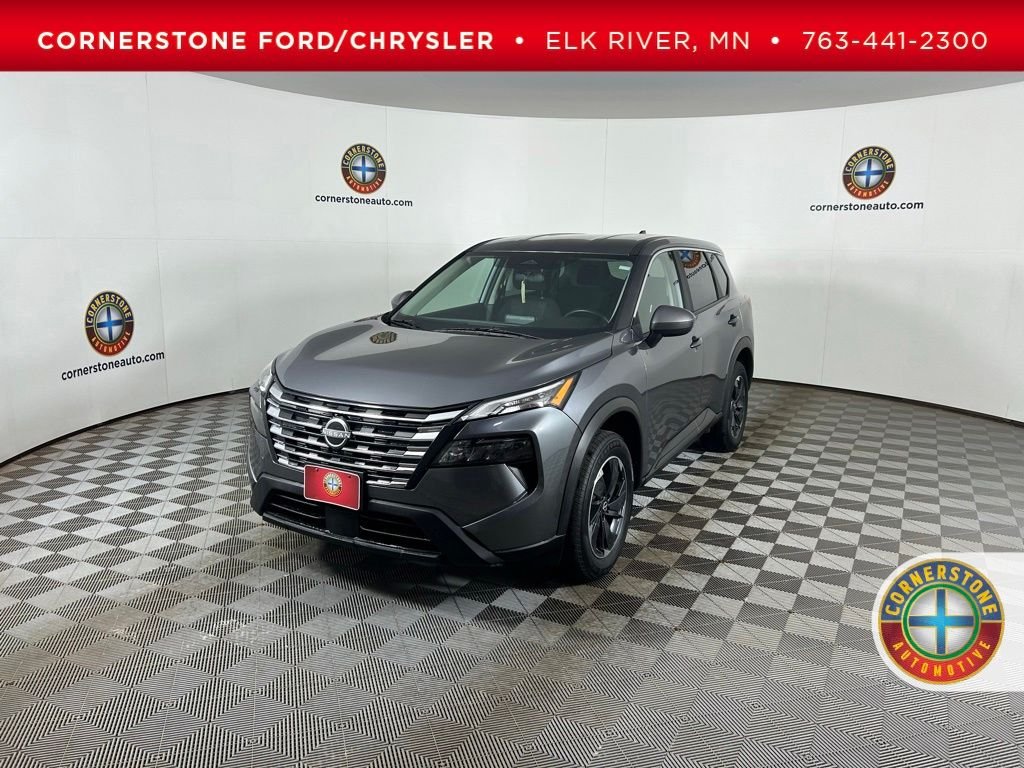 Used 2025 Nissan Rogue SV with VIN 5N1BT3BB8SC813776 for sale in Stillwater, Minnesota