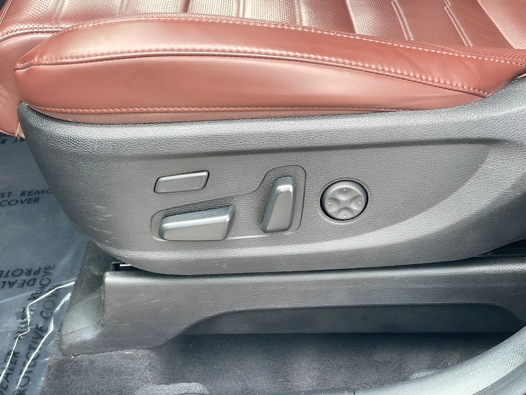 Used 2024 Black Kia SX-Prestige image 33