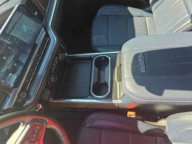 Used 2024 Black Chevrolet High Country image 25