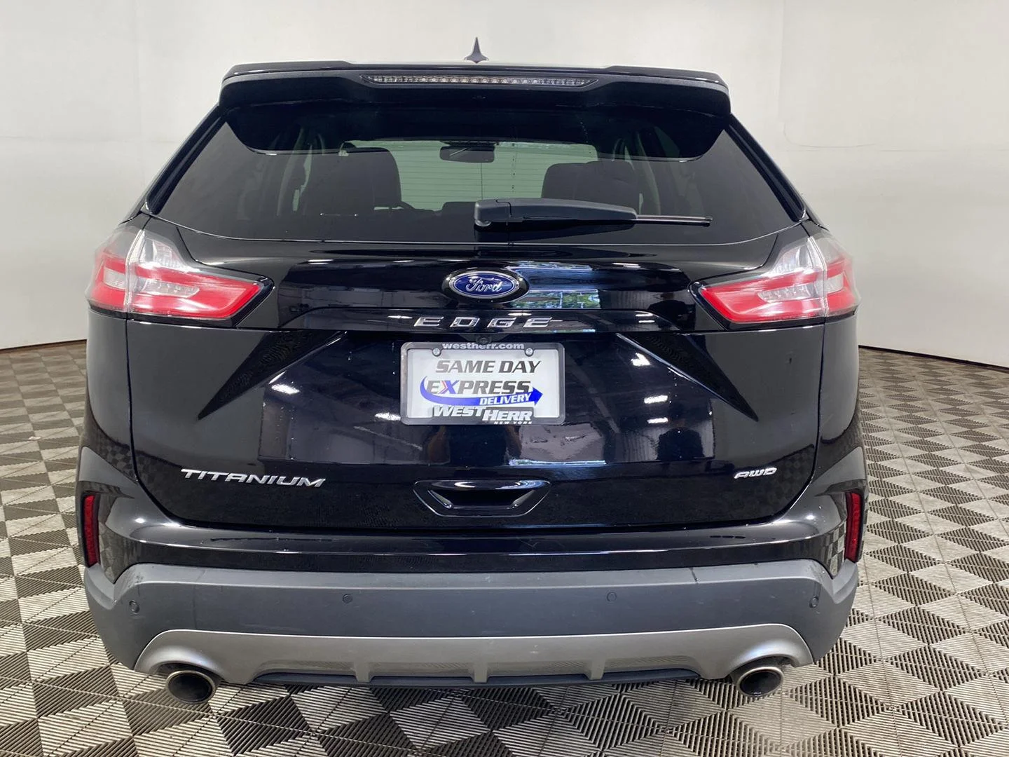 Used 2024 Agate Black Ford Titanium image 23