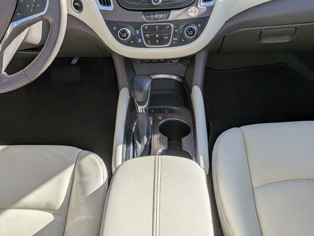 Used 2024 Gray Chevrolet LT image 14