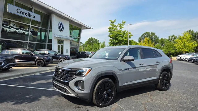 2026 Volkswagen Atlas Cross Sport 2.0T SE w/Technology