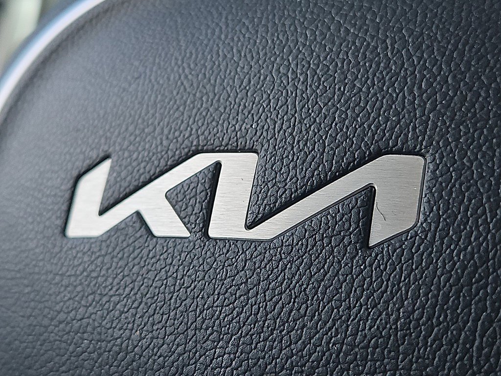Used 2025 Ebony Black Kia EX image 30