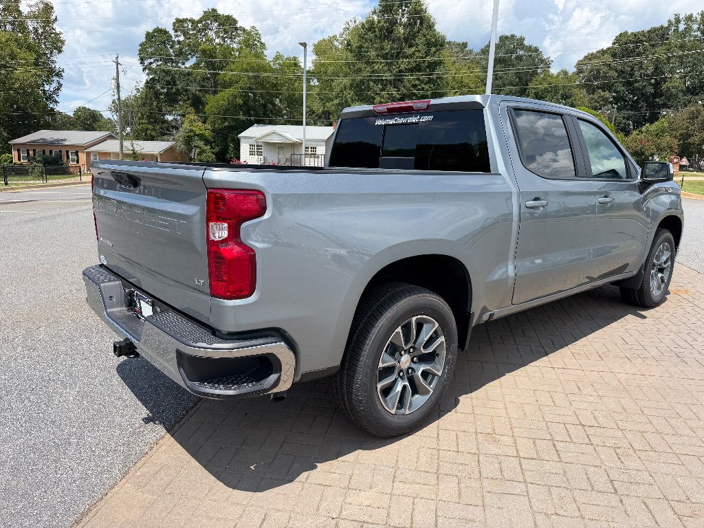 New 2026 Sterling Gray Metallic Chevrolet LT image 9