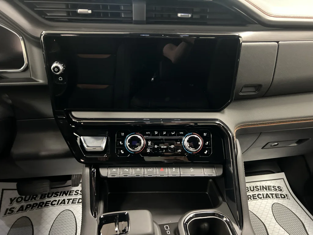 2026 GMC Sierra 1500 AT4 - Photo 9