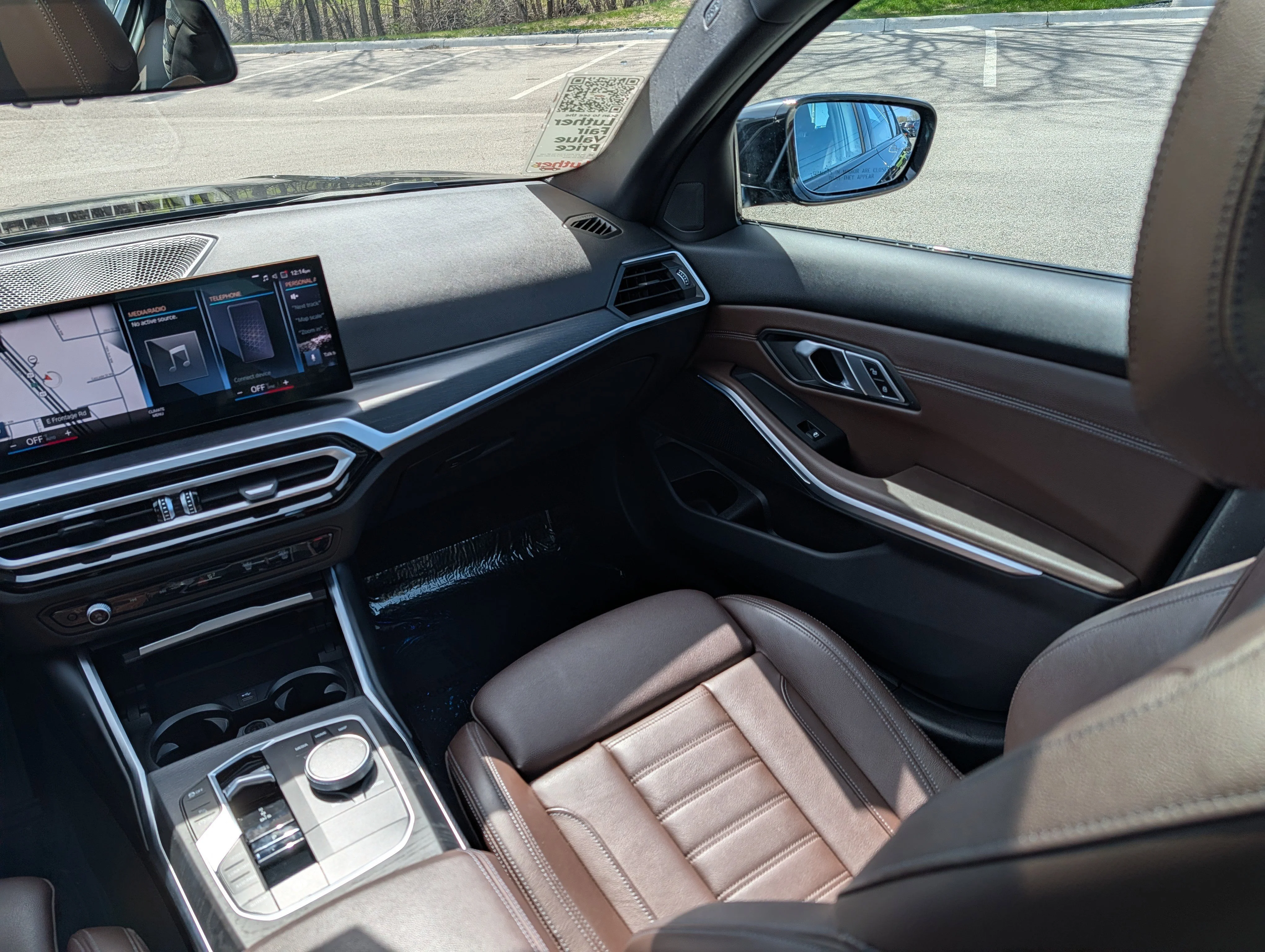 2023 BMW 3 Series 330i - Photo 11