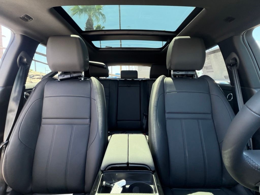 New 2026 Arroios Grey Land Rover S image 7