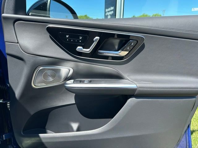 New 2026 Starling Blue Metallic Mercedes-Benz GLC 300 image 61