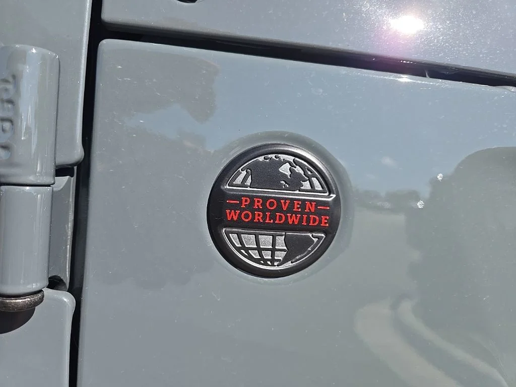 2025 Jeep Wrangler 4-Door Rubicon - Photo 28