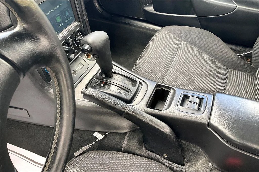 Used 1999 Silver Mazda Base image 13