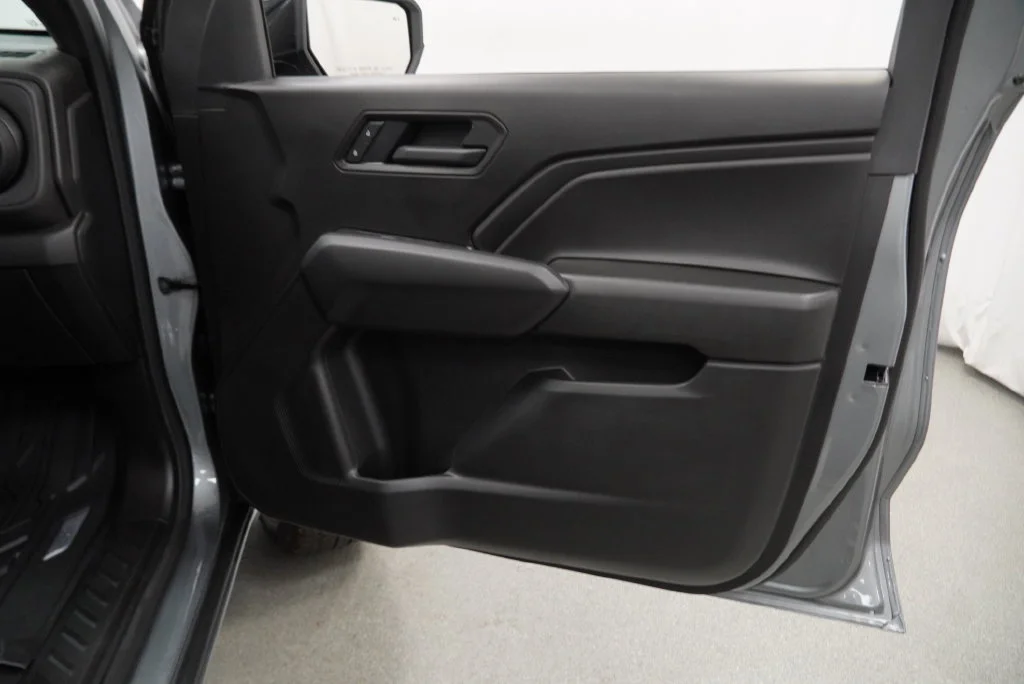 New 2026 Sterling Gray Metallic Chevrolet Trail Boss image 34