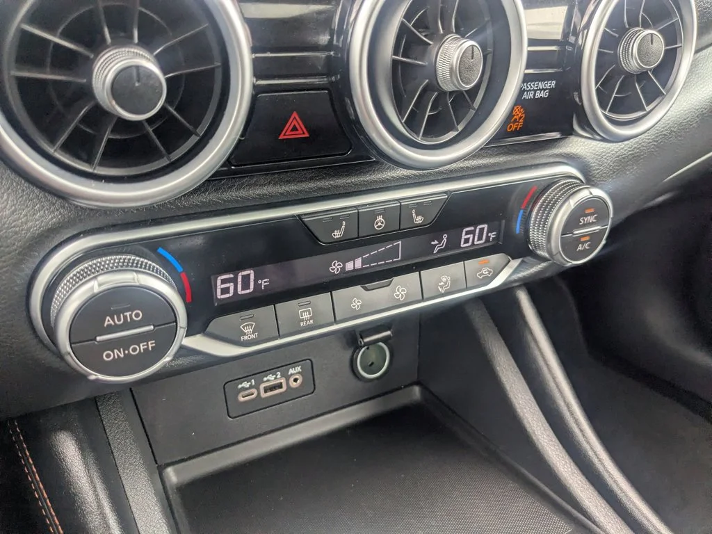 Used 2021 Electric Blue Metallic Nissan SR image 18