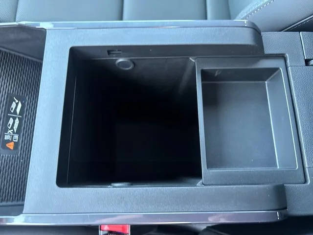 New 2027 Riverstone Metallic GMC AWD AT4 image 28