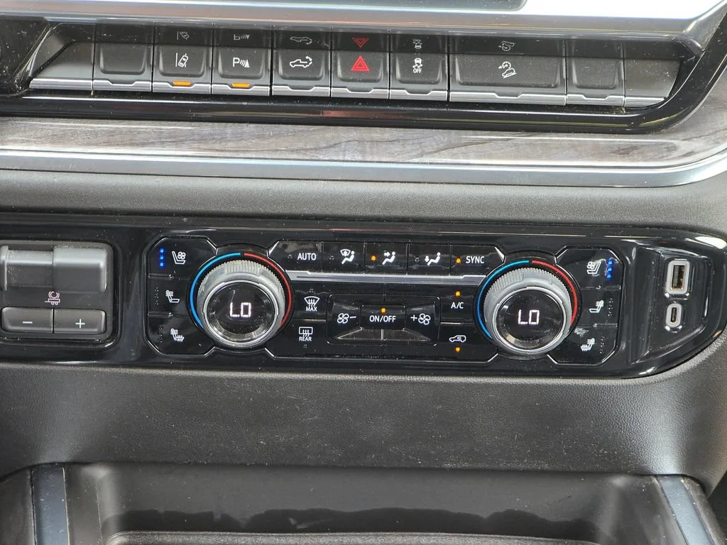 2024 Chevrolet Silverado 2500HD LTZ - Photo 36