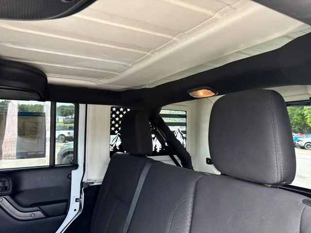 Used 2017 White Jeep Unlimited Sport image 27