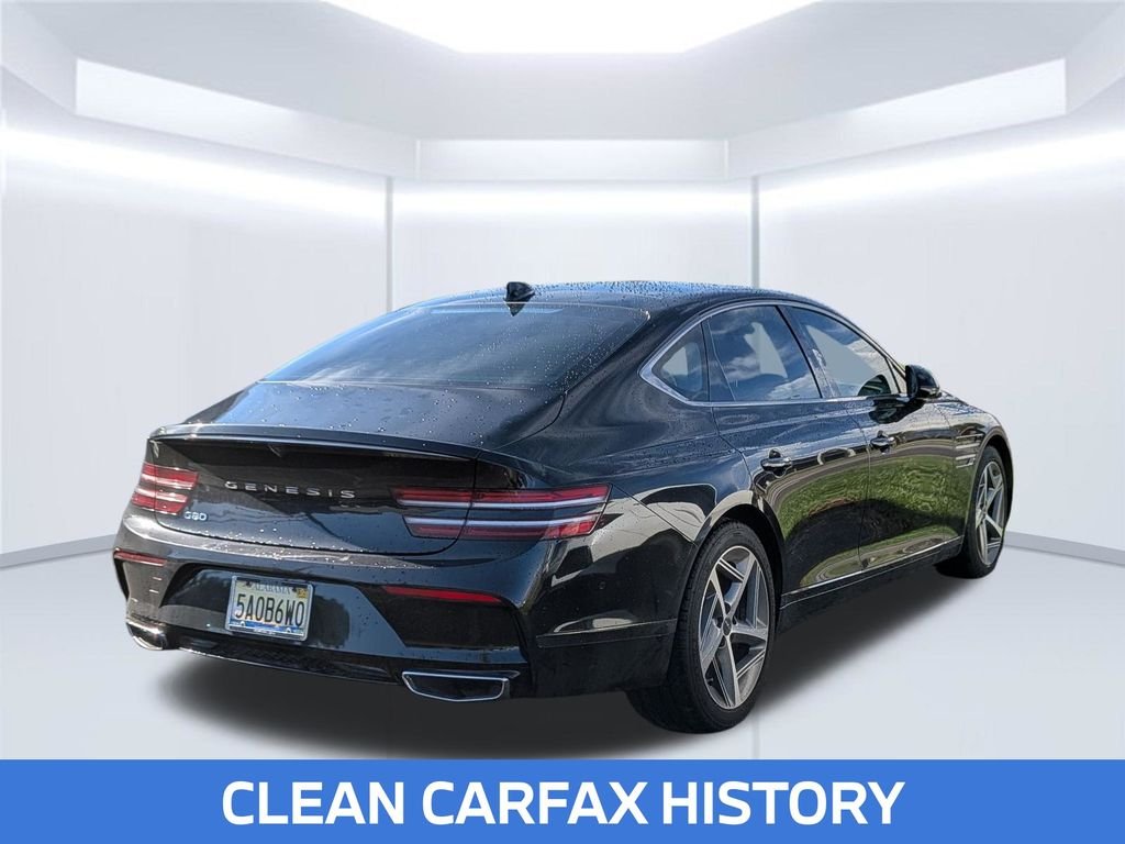 Used 2023 Black Genesis 2.5T image 3