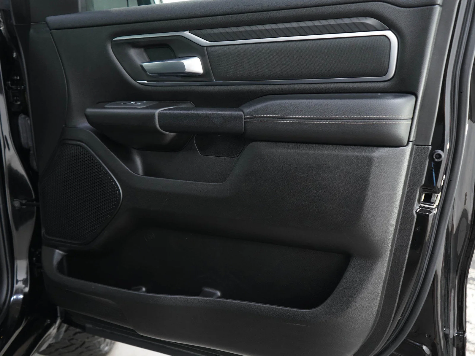Used 2025 Black Ram Big Horn image 9