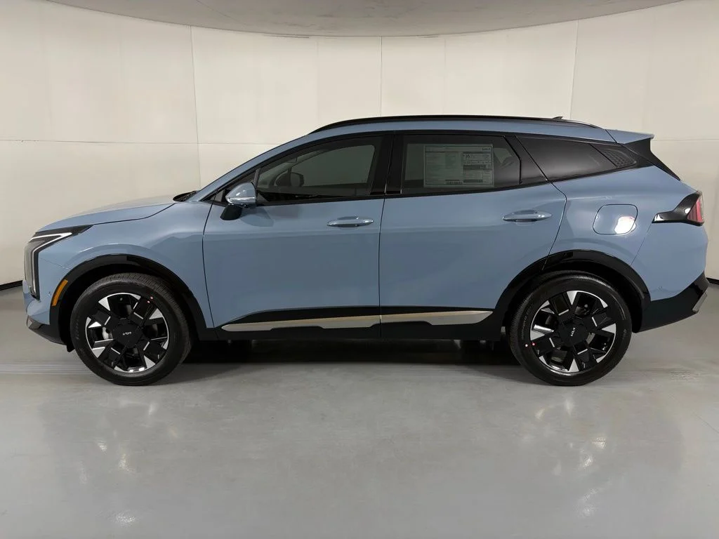 New 2026 Heritage Blue Kia SX Prestige image 5