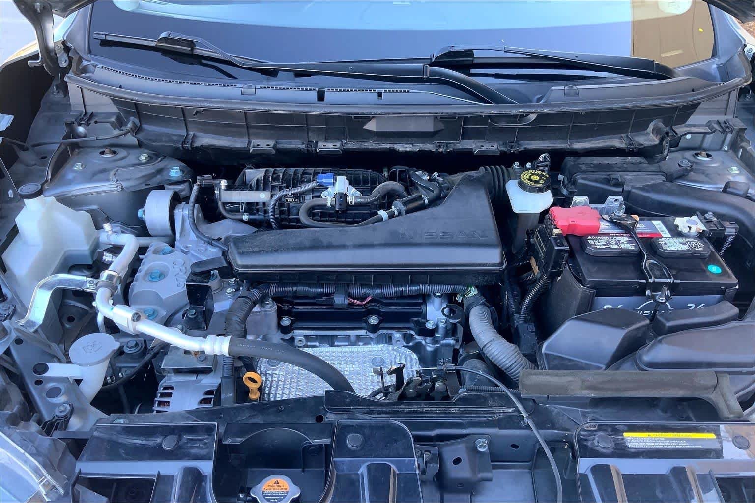 Used 2018 Gun Metallic Nissan SL image 30