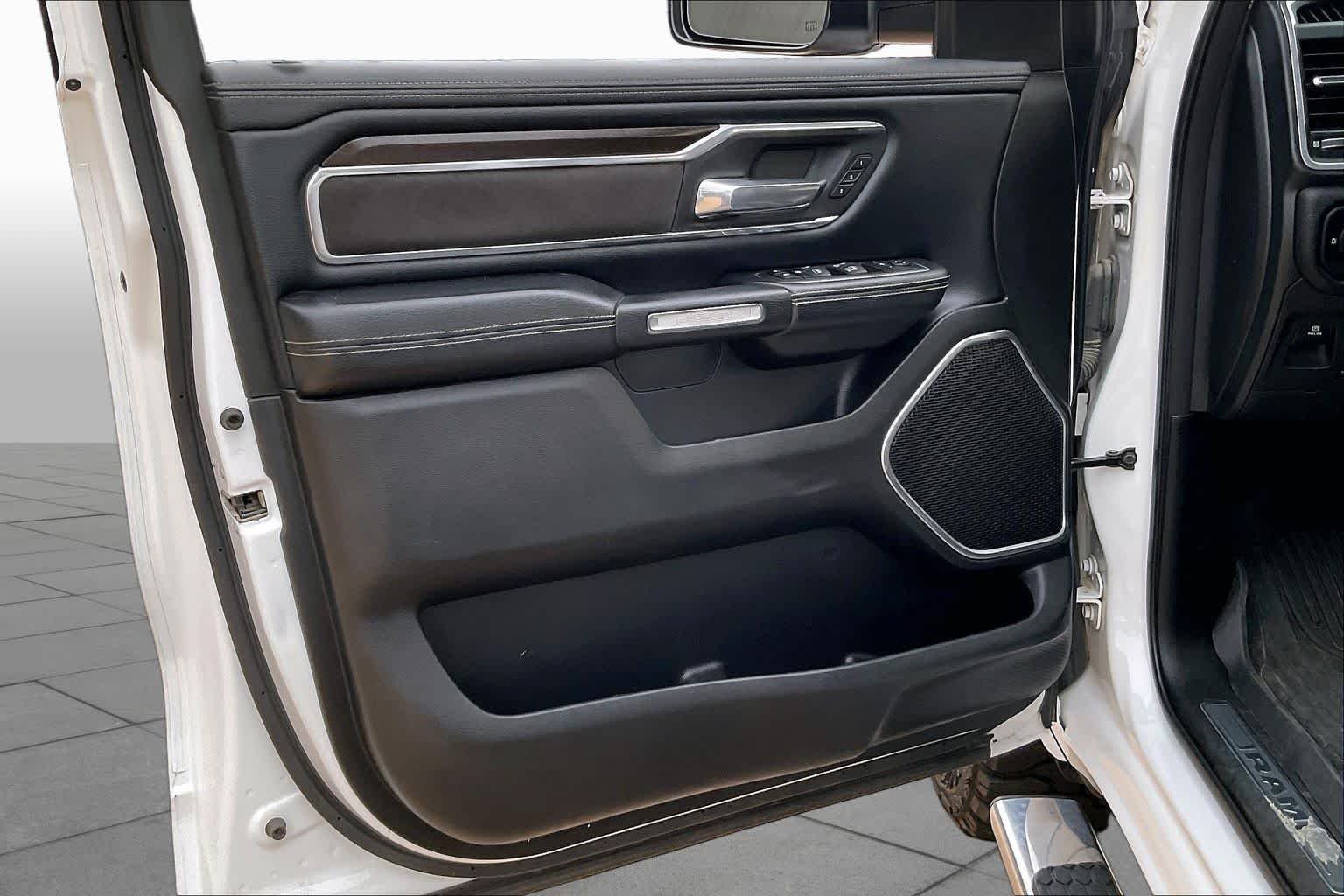Used 2022 Bright White Clearcoat Ram Laramie image 18