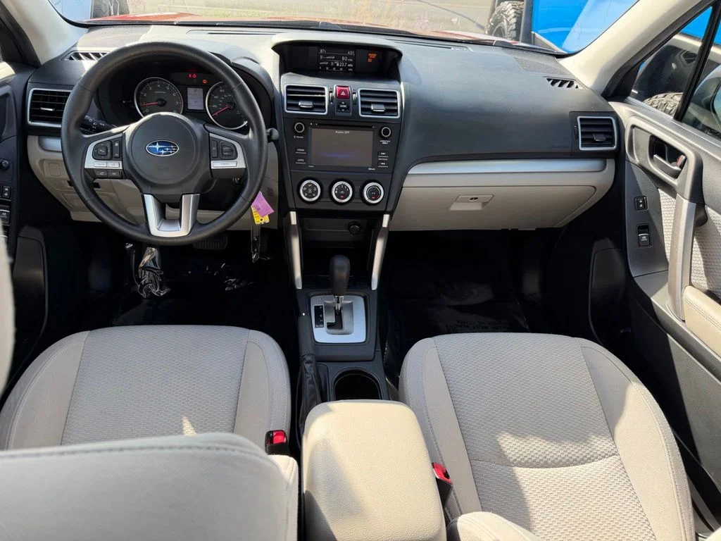 Used 2017 Venetian Red Pearl Subaru 2.5i image 18