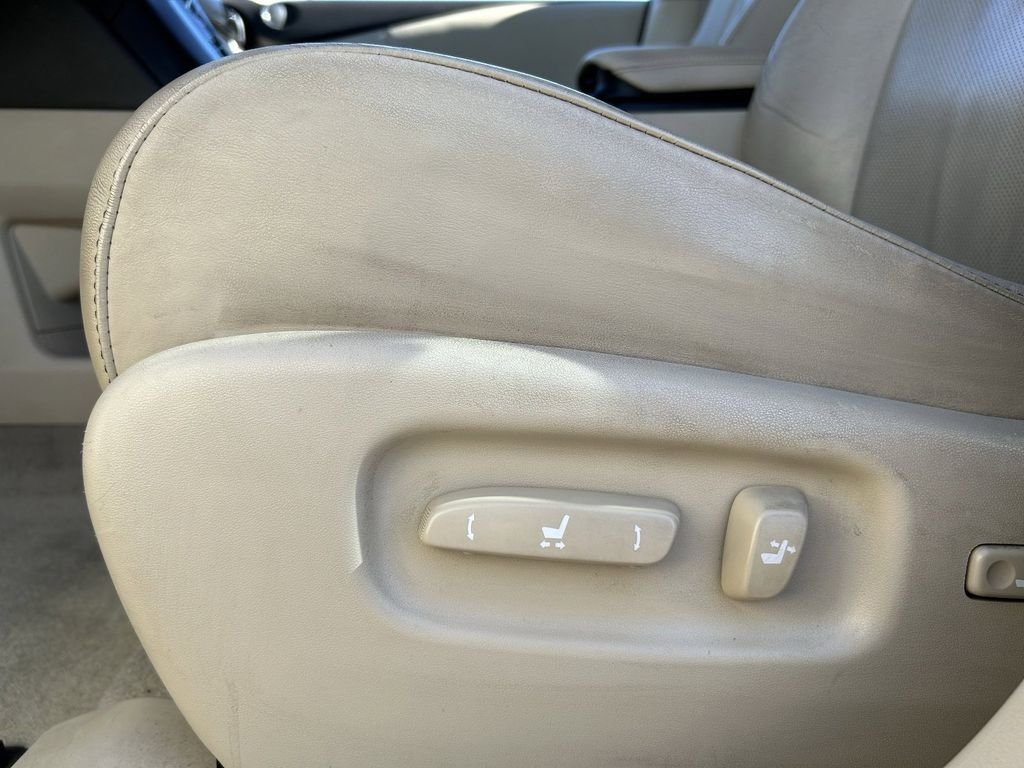 Used 2013 Gray Lexus 350 image 21