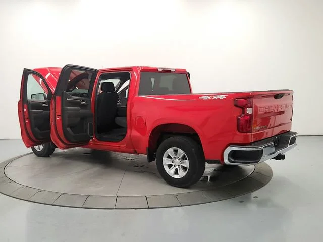 Used 2025 Red Hot Chevrolet LT image 13