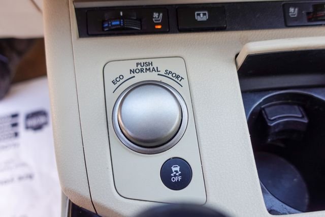Used 2014 Red Lexus 350 image 22