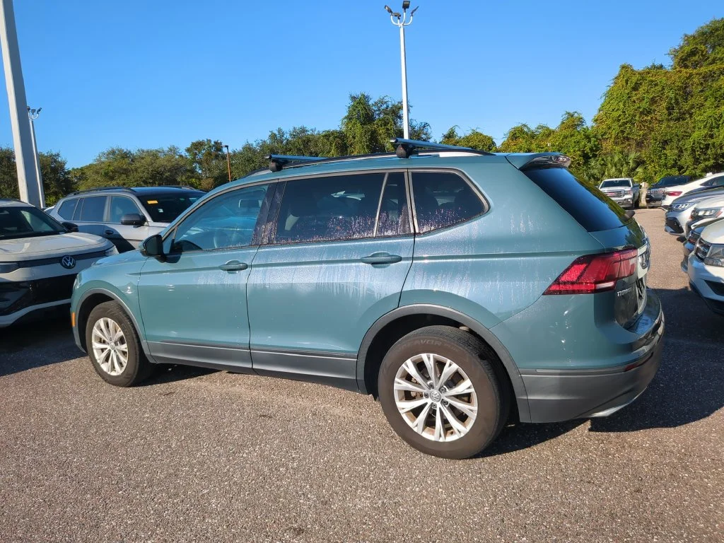Used 2019 Blue Volkswagen 2.0T S image 4