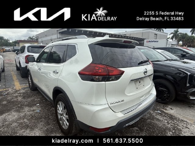 Used 2018 White Nissan SV image 3
