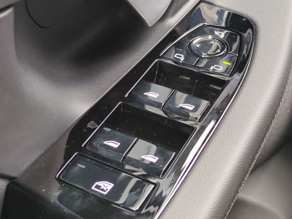 New 2027 Dark Graphite Metallic BMW 530i xDrive image 24