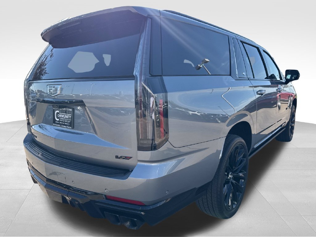 2026 Cadillac Escalade ESV V-Series - Photo 6
