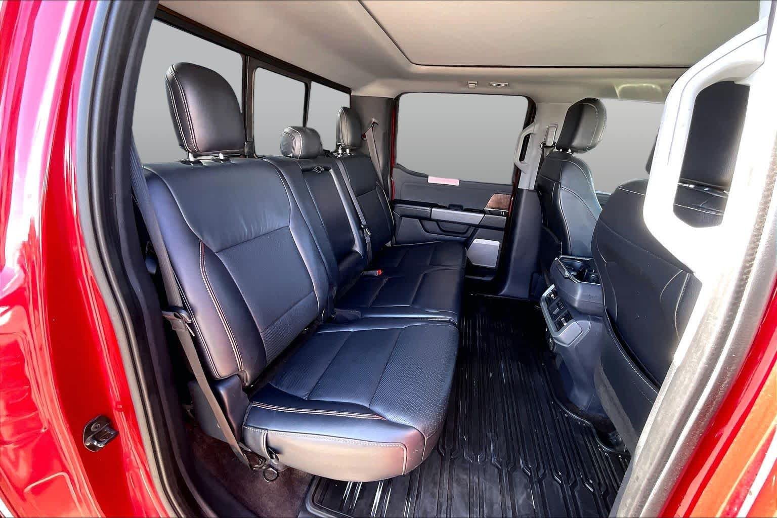 Used 2021 Rapid Red Metallic Tinted Clearcoat Ford LARIAT image 20