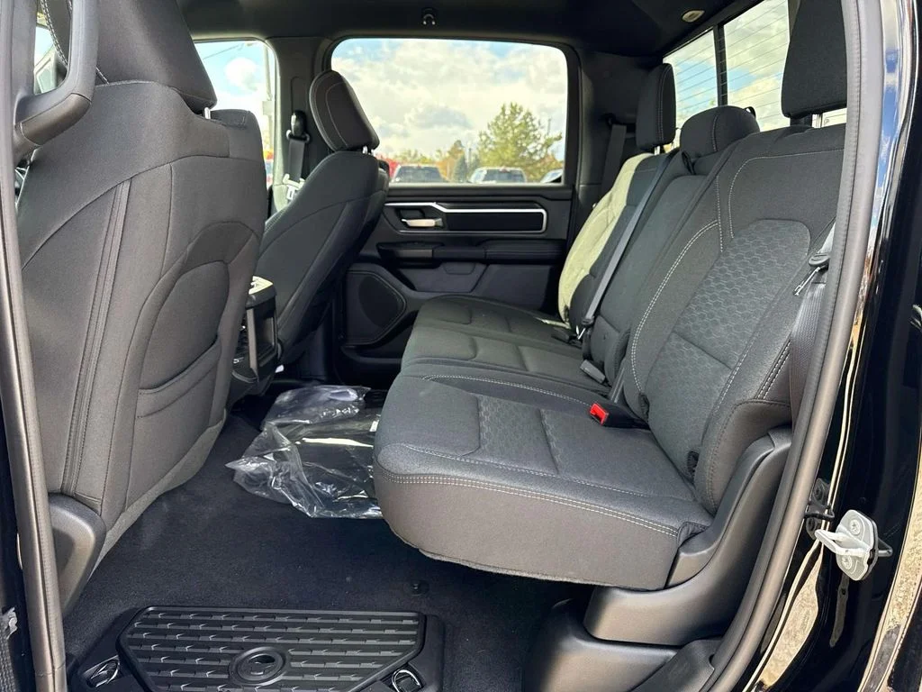 2025 RAM 1500 Big Horn/Lone Star - Photo 11