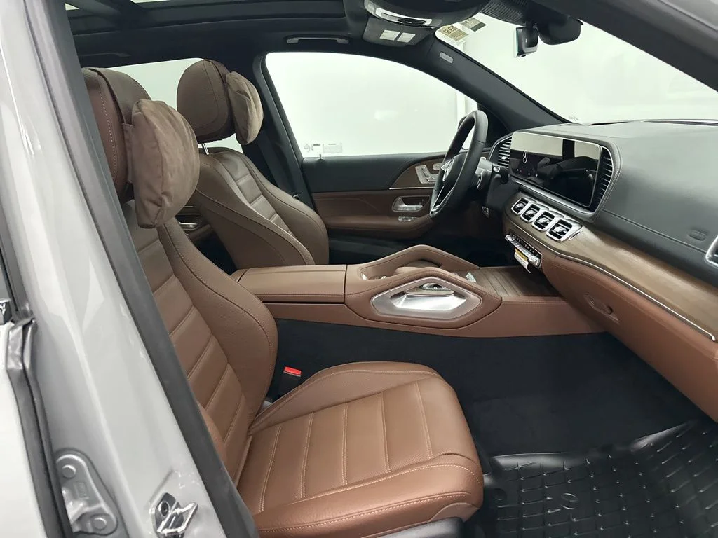 New 2026 White Mercedes-Benz GLE 580 image 25