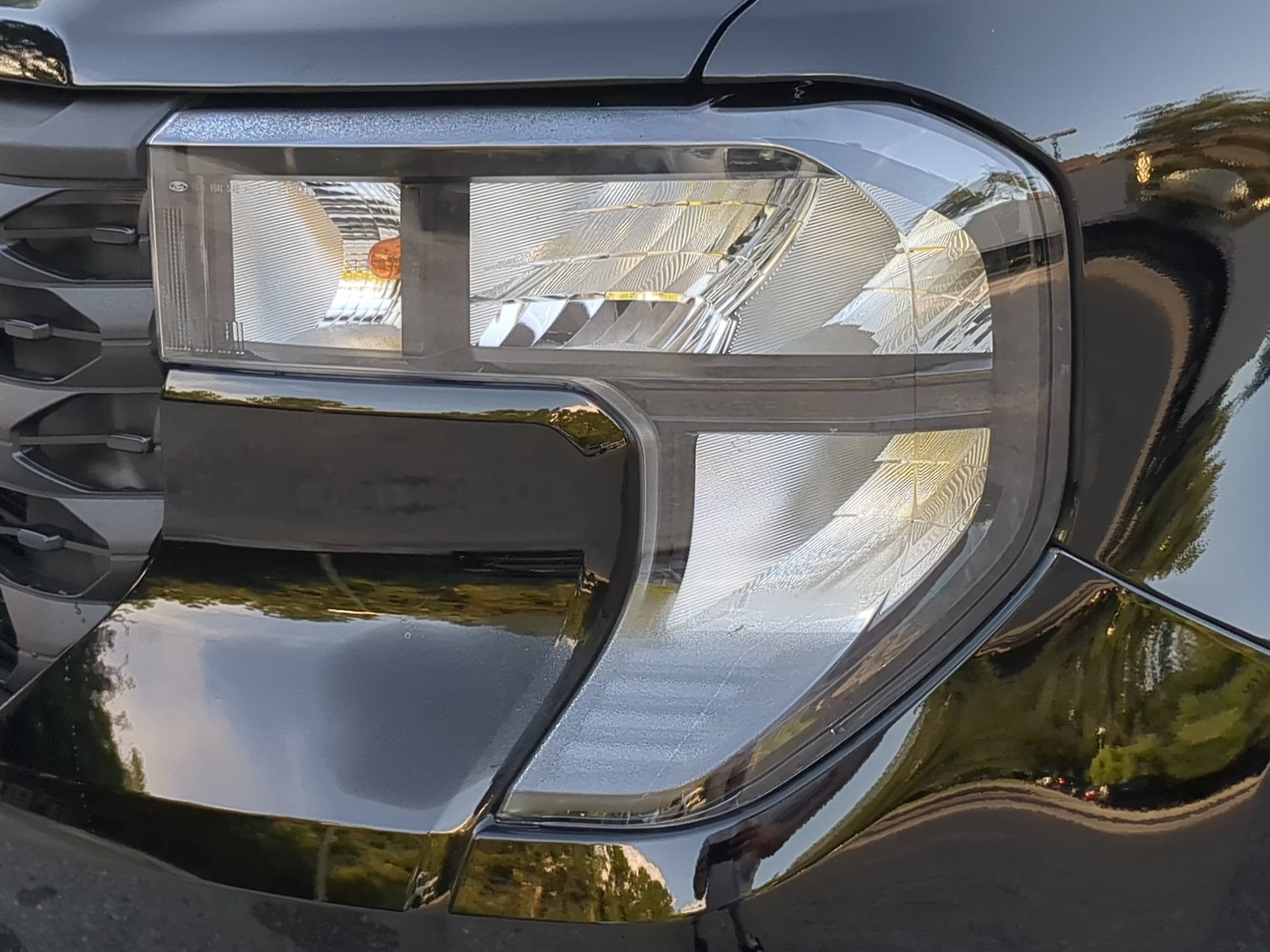 New 2026 Shadow Black Ford XLT image 41