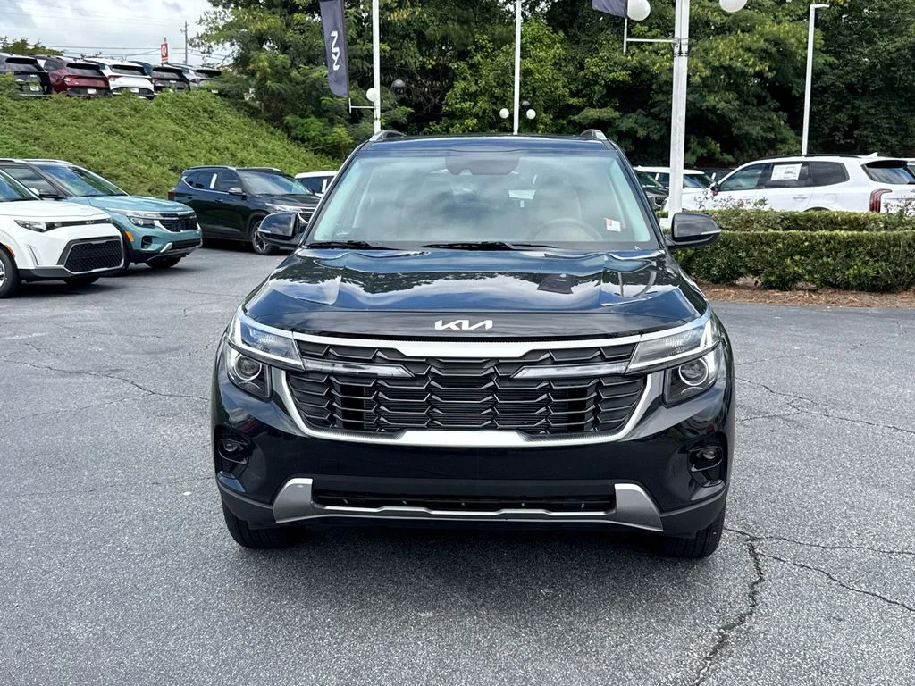 2025 Kia Seltos EX - Photo 8