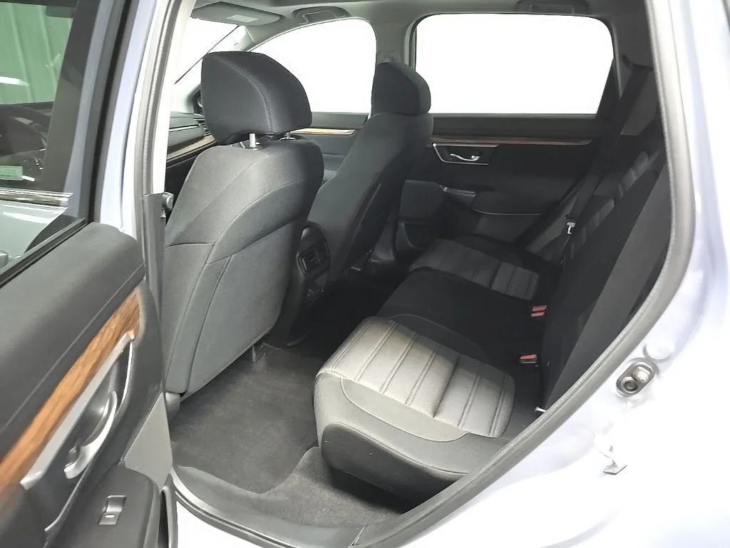 Used 2021  Honda EX image 31